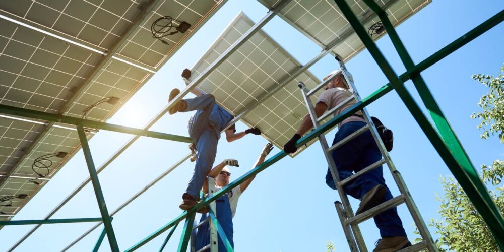 Energia solar e estrutura: cuidados antes de instalar painéis - SF Engenharia